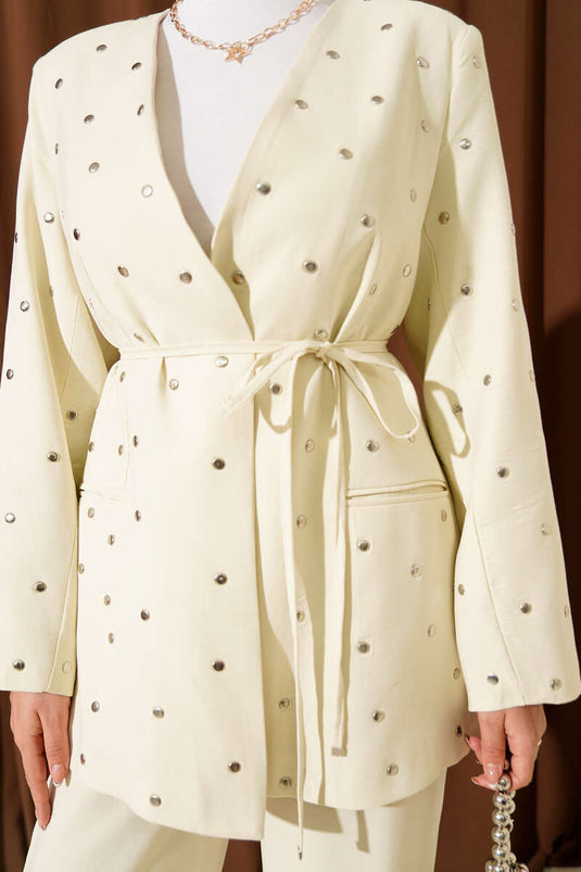 Ensemble deux pièces en Tencel avec veste cloutée, beige