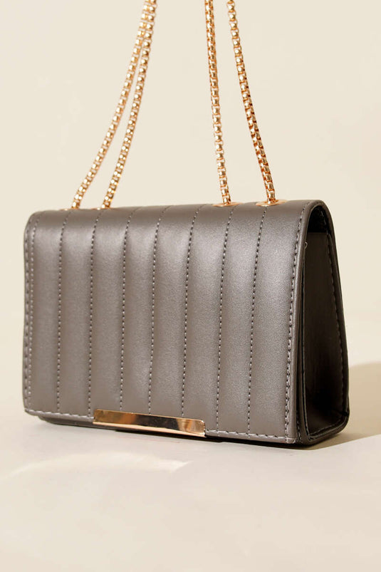 حقيبة مستطيلة بحزام سلسلة، بلاتينية