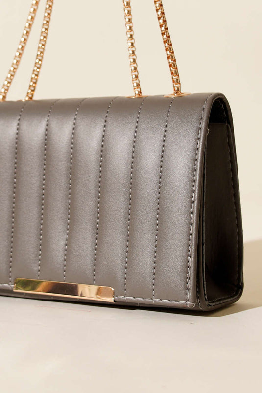 حقيبة مستطيلة بحزام سلسلة، بلاتينية