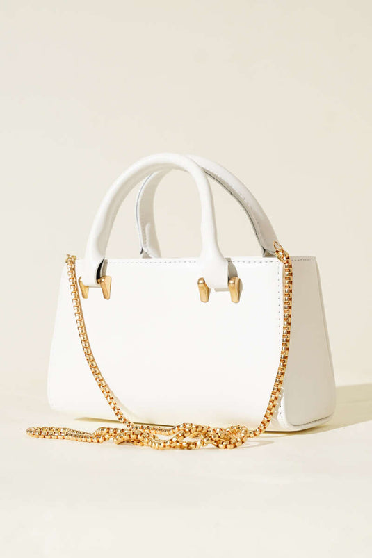 Borsa magnetica con tracolla a catena, bianca