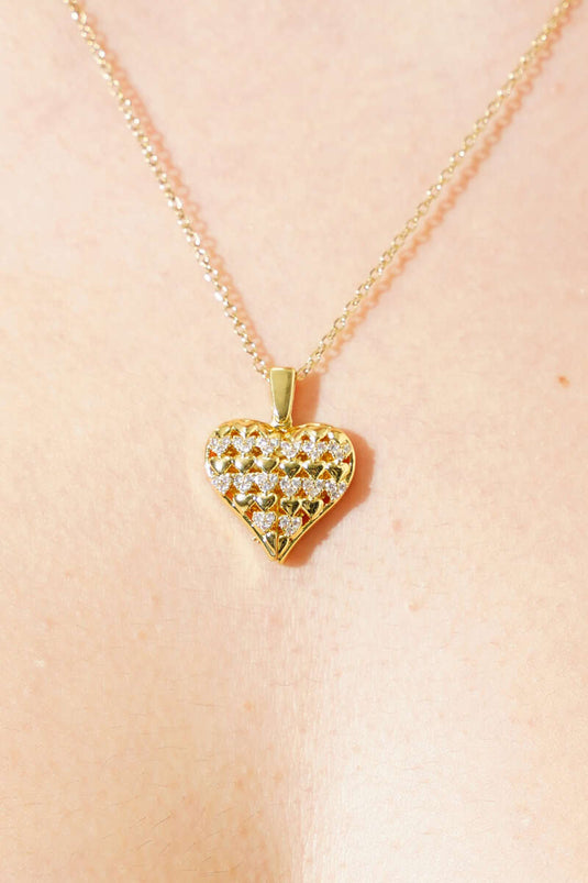 Collar de corazón con piedra de circón dorado