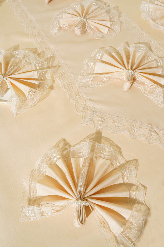 Service de table en dentelle 26 pièces Latte