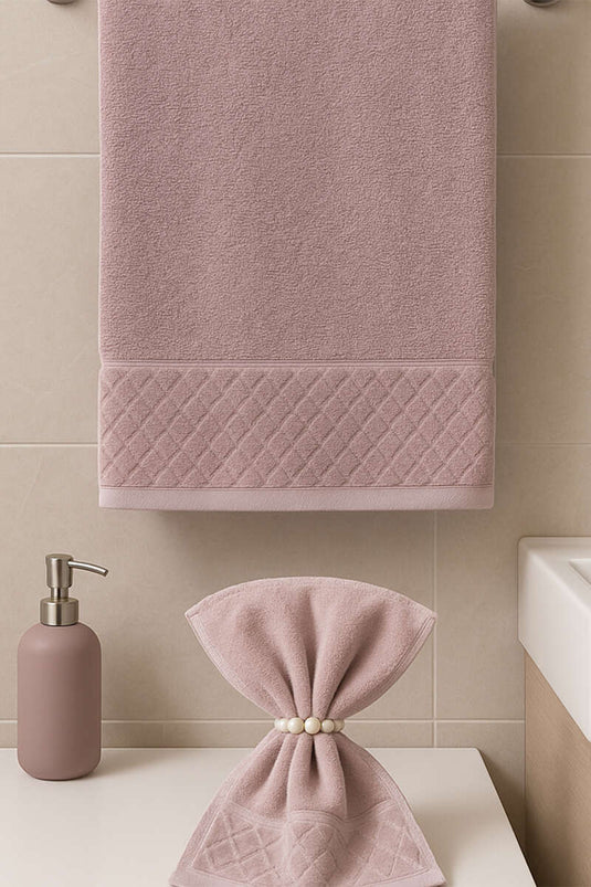 طقم مناشف مكون من قطعتين للأم وابنتها، لون وردي فاتح