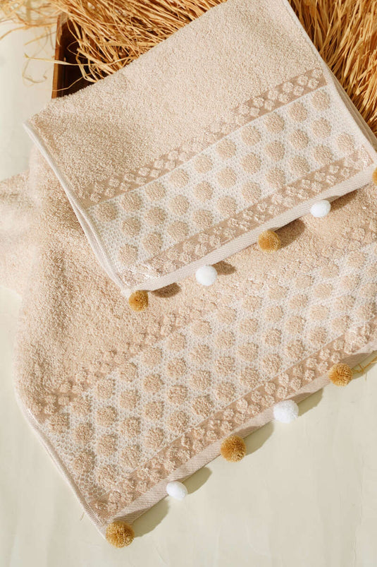 2-Piece Pom-Pom Towel Set Beige