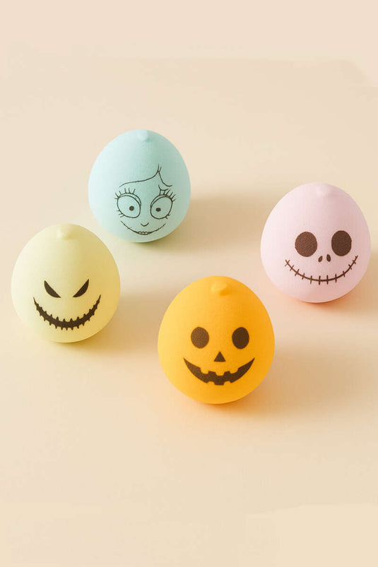 Assortiment de 4 éponges à maquillage sur le thème d'Halloween 1