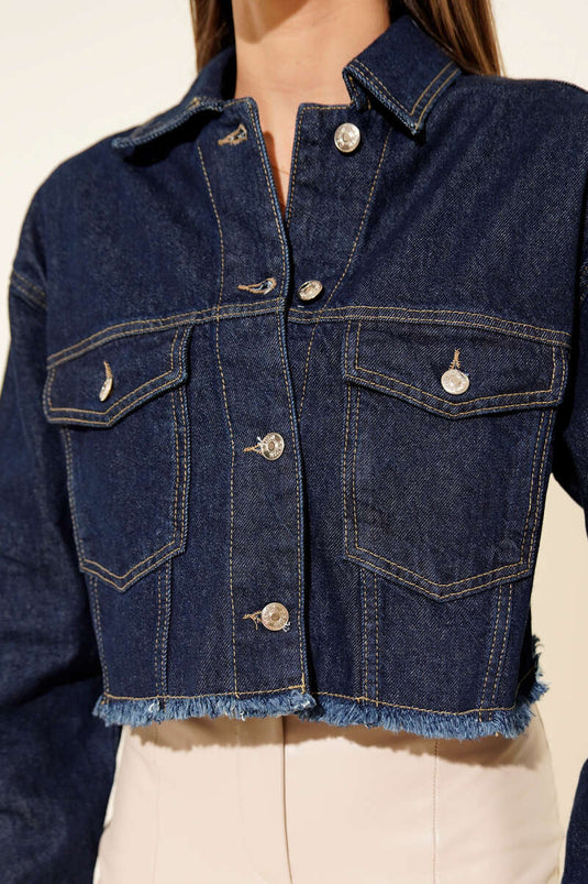 جاكيت جينز قصير بستة شرابات