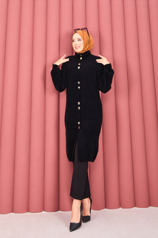 Gilet en angora noir avec hijab et boutons dorés