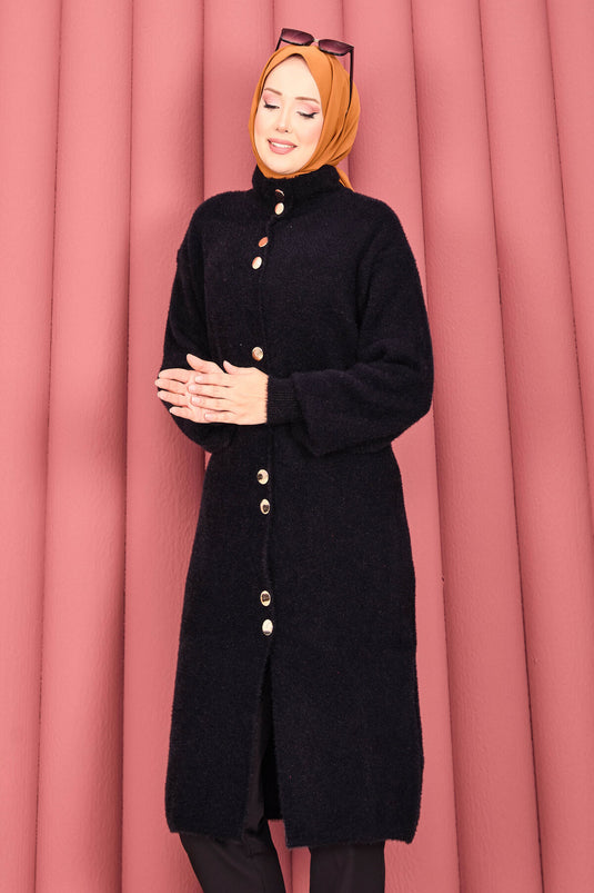 Gilet en angora noir avec hijab et boutons dorés