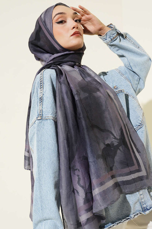 وشاح مخطط متدرج من سلسلة العنبر، لون رمادي داكن