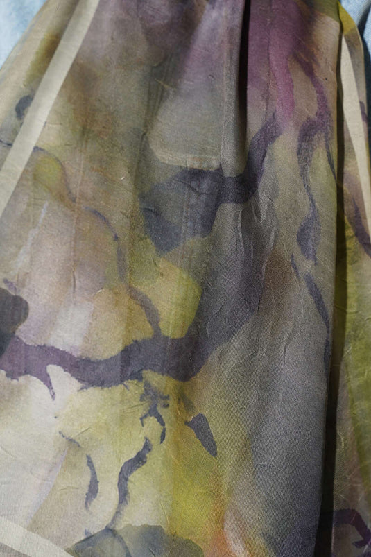 وشاح مخطط من سلسلة العنبر، لون كاكي