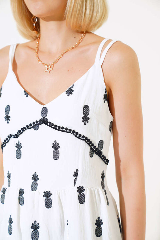 Ananas Nakışlı Askılı Elbise Beyaz