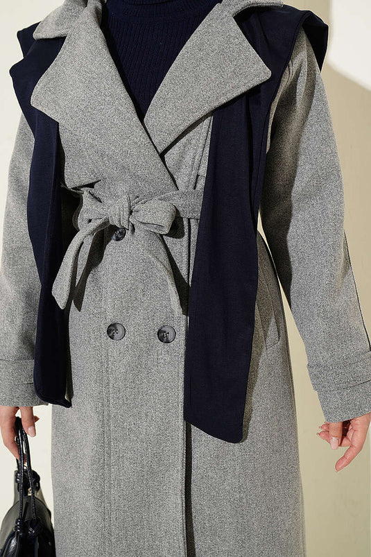 Cappotto Di Lana Grigio Con Bottoni E Spalline