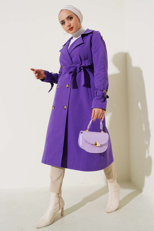 Lila, zweireihiger Trenchcoat mit Schulterklappen