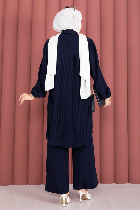 Ensemble modest fashion à boutons sur toute la longueur avec plis au dos, bleu marine