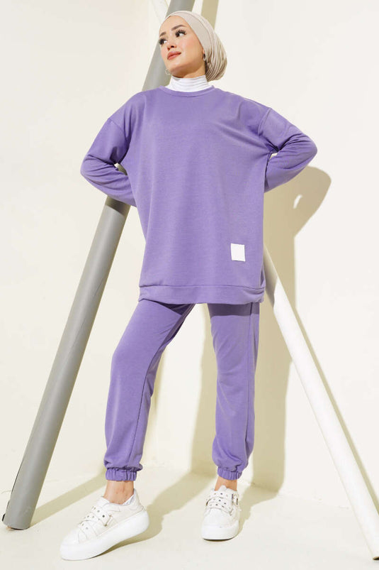 Costume Double avec Écusson Lilas