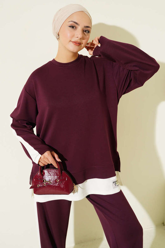 بدلة لويشا المزينة بقطعتين مع تفاصيل الشعار، لون عنابي