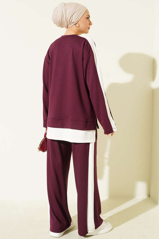 بدلة لويشا المزينة بقطعتين مع تفاصيل الشعار، لون عنابي