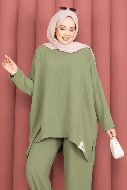 Ensemble d'été ample avec broderie kaki