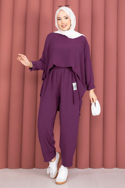 Ensemble ample d'été avec détails brodés, couleur mûre