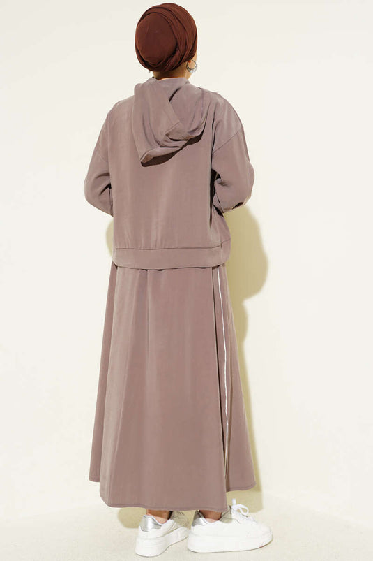 Ensemble jupe en modal à rayures avec détails en armure, couleur vison
