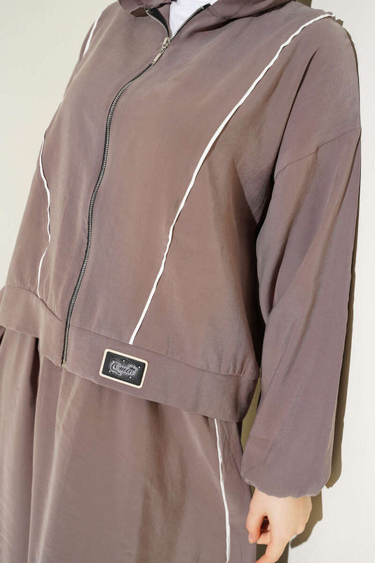 Ensemble jupe en modal à rayures avec détails en armure, couleur vison