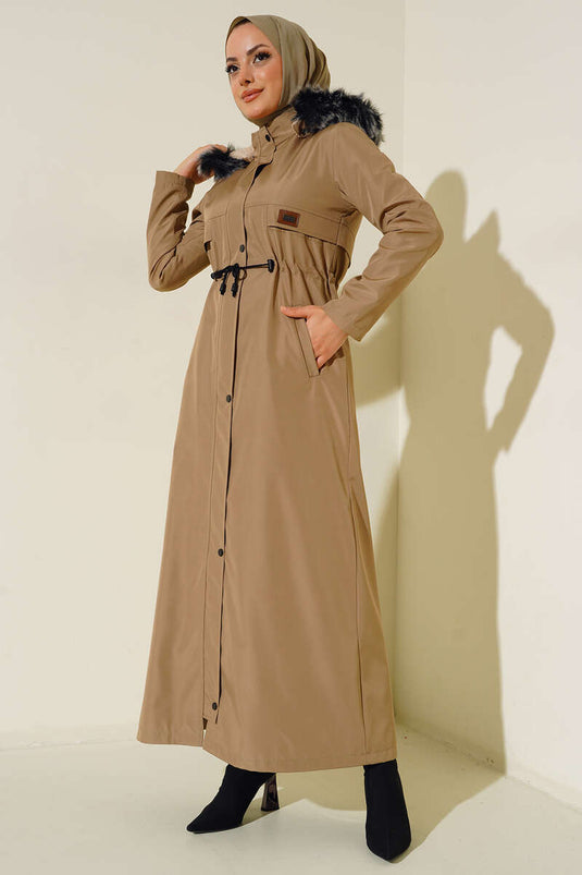 Cappotto con Stemma e Pelliccia Interno Beige