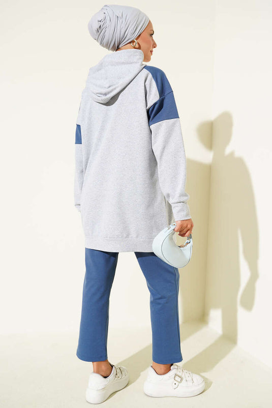 بدلة Emblem المكونة من قطعتين ذات غطاء رأس باللون النيلي