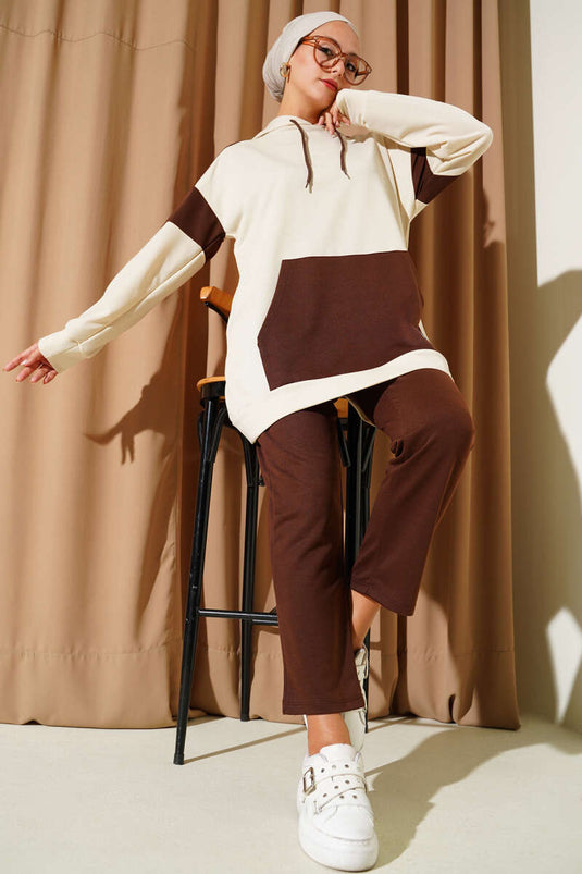 Costume deux pièces à capuche Emblem Marron