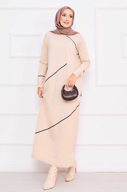 Robe hijab en maille beige à rayures asymétriques