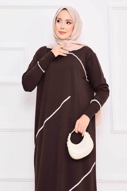 Robe hijab en maille marron à rayures asymétriques