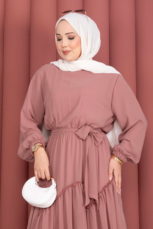 Robe en chiffon avec détails asymétriques à volants couleur poudre