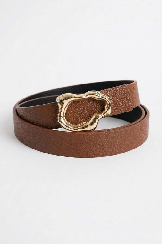 Ceinture à boucle dorée asymétrique couleur fauve