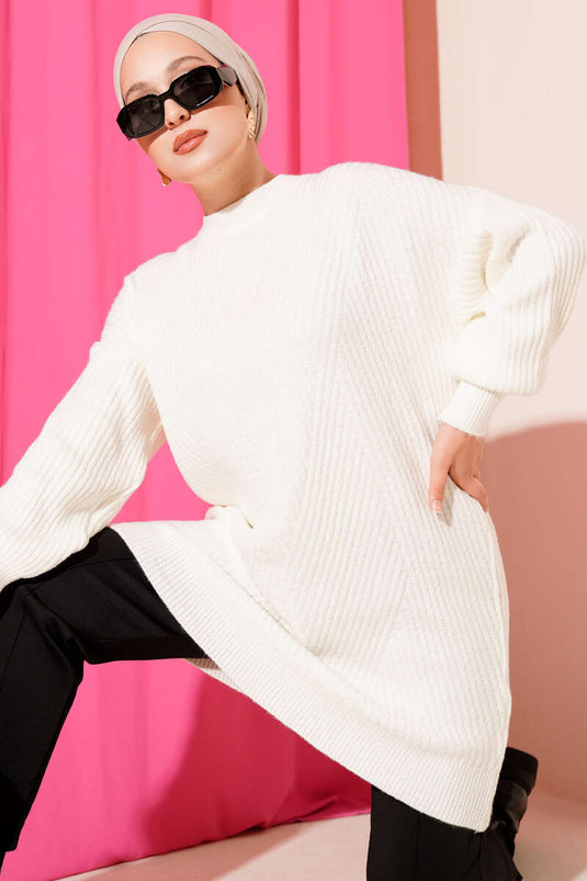 Tunica in maglia a righe goffrate asimmetriche color ecru