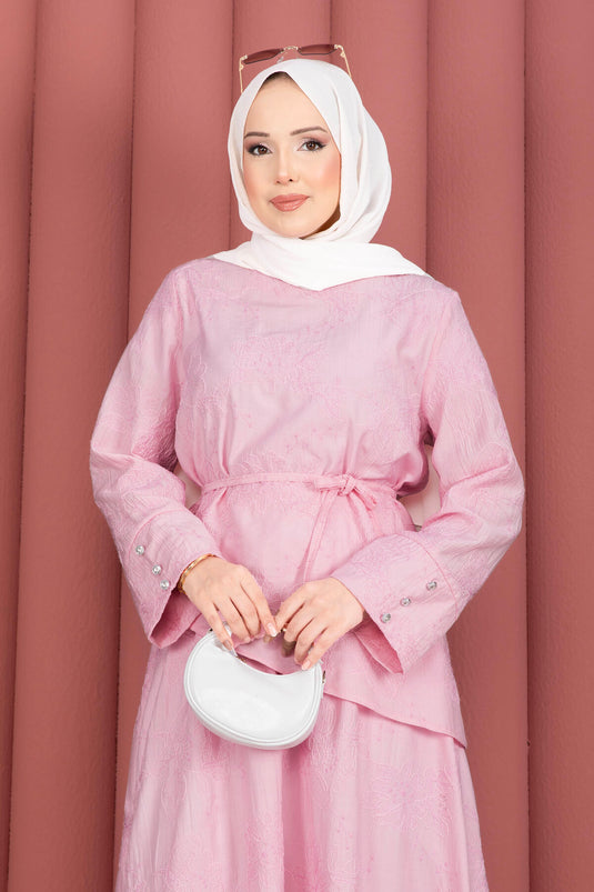 Asimetrik Kesim Bağcıklı Nakışlı Etek Takım Pembe