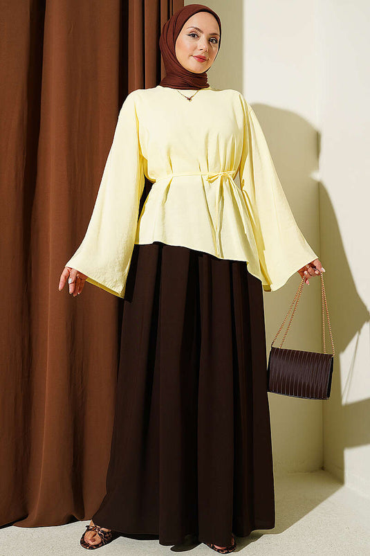 Tunique Asymétrique Avec Nœud En Jaune