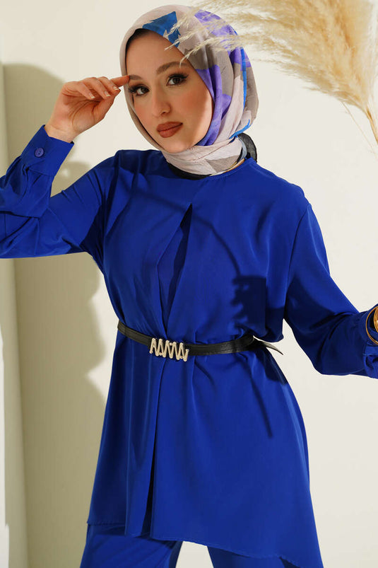 Completo tunica con cintura e taglio asimmetrico, colore blu zaffiro