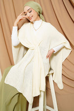 Poncho En Maille Beige Asymétrique