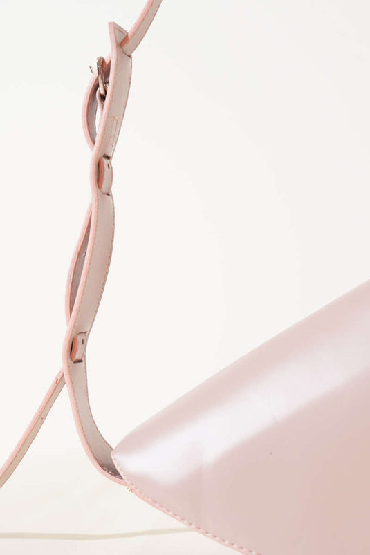 Asymmetrische Schultertasche Puder