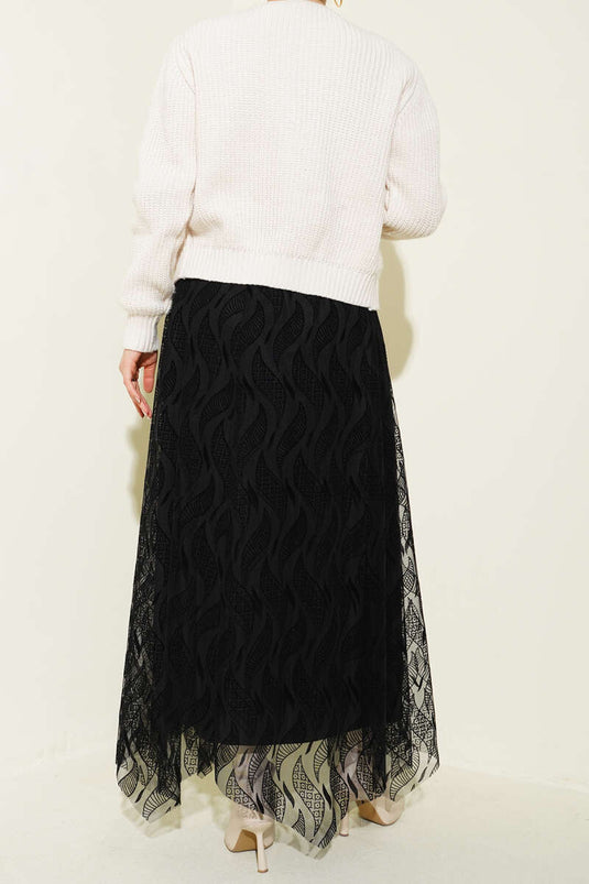 Gonna asimmetrica in tulle con cintura nera