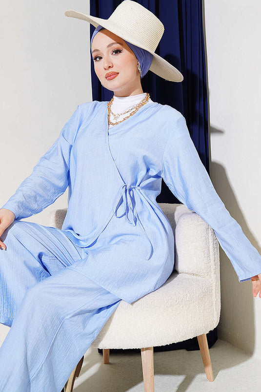 Ensemble double asymétrique avec cordon latéral bleu