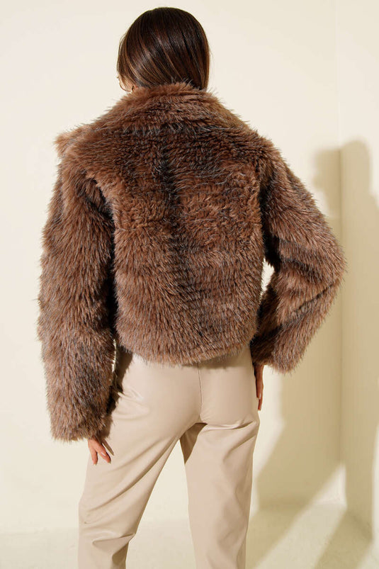 Astarlı Kruvaze Yaka Kürk Mont Latte