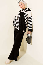 Ensemble double en tricot rayé avec détail d'écharpe noir