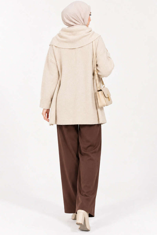 Beige Strickjacke Mit Knöpfen Und Schal-Detail