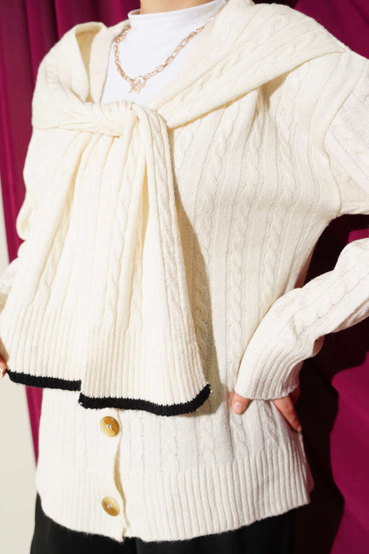 Atkılı Örgülü Kısa Triko Hırka Ekru