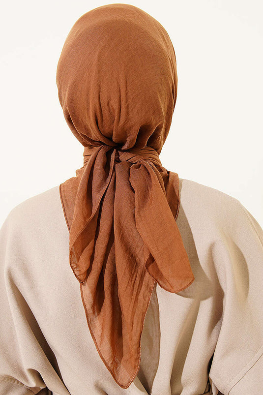 سلسلة آية وشاح قطن رقيق بلون الجمل