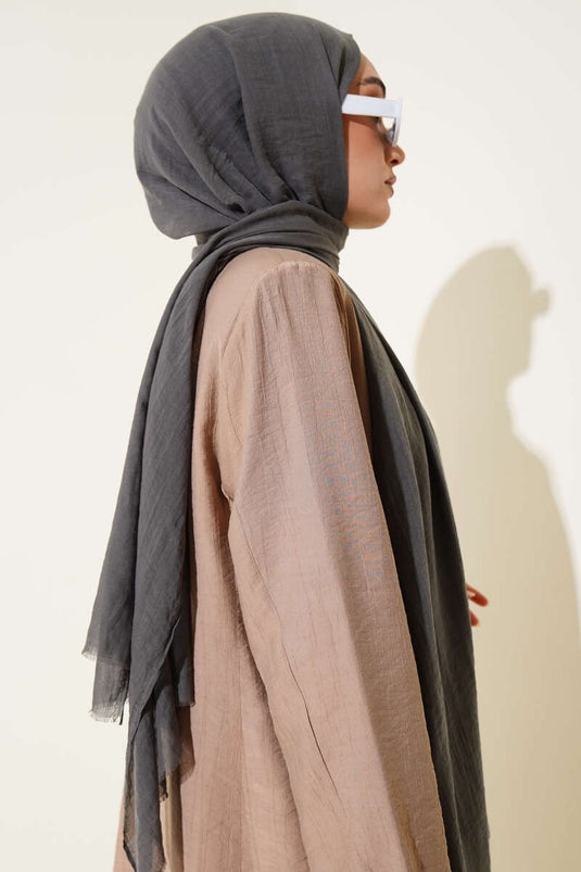 Sciarpa sottile in cotone della serie Aya, grigio fumo -177