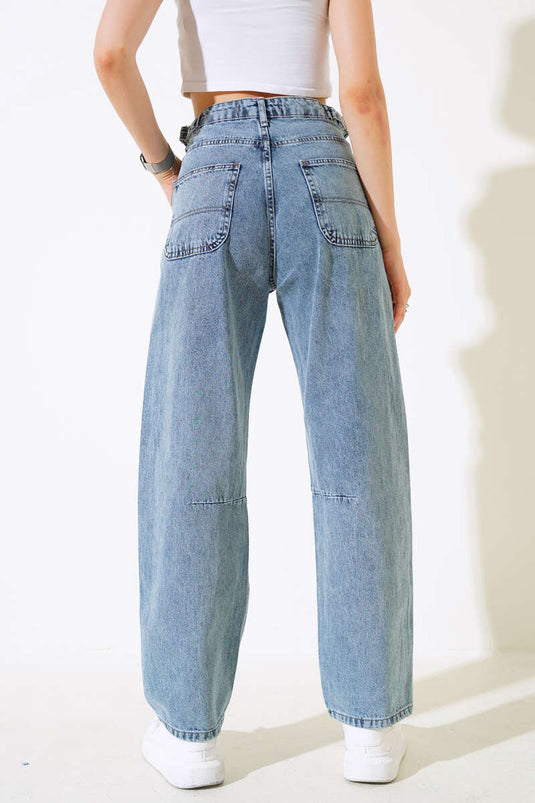 Jean ample à boucle latérale, couleur neige claire