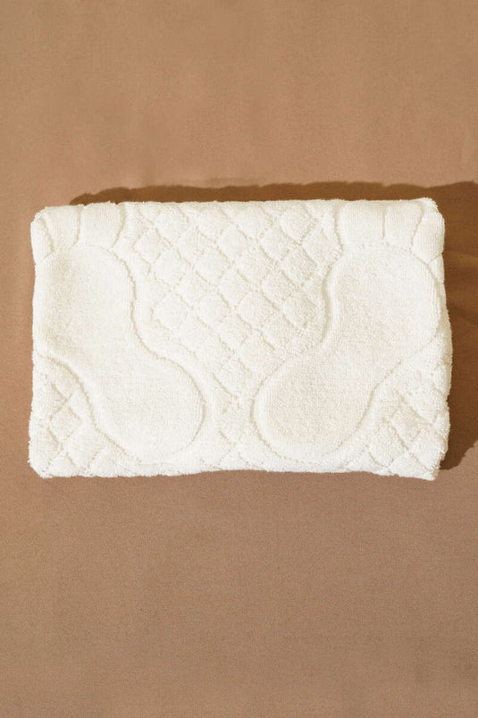 Baklava Pattern Foot Towel, Ecru