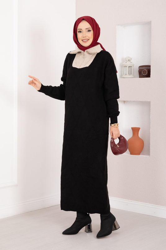 Robe en maille noire à motif baklava et bordures couleur pierre