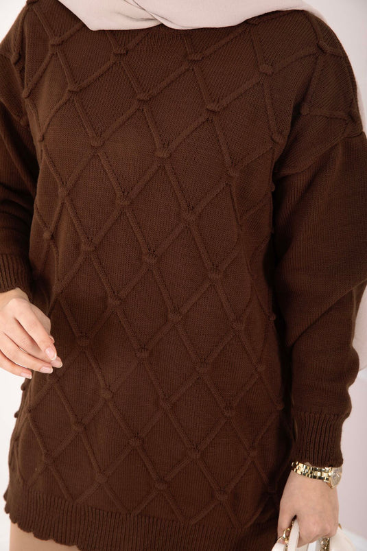 Baklava Desen Ponpon Detaylı Triko Kazak Kahve